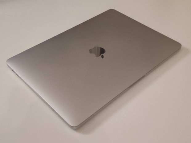 Macbook Pro 13" M1 - 16GB RAM, 1 Tera SSD, touchbar - garancia (#86)