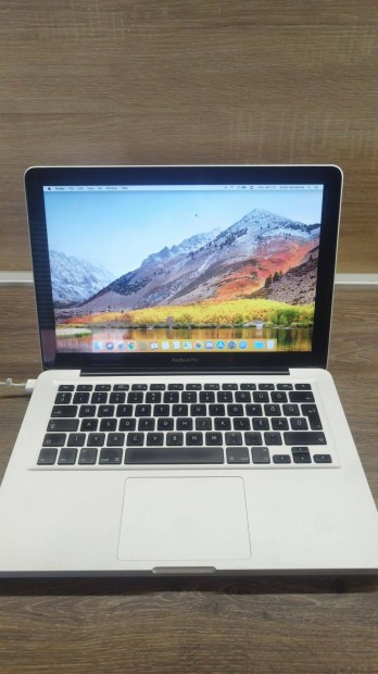 Macbook Pro 13" Mid 2010, 6GB RAM, SSD+HDD