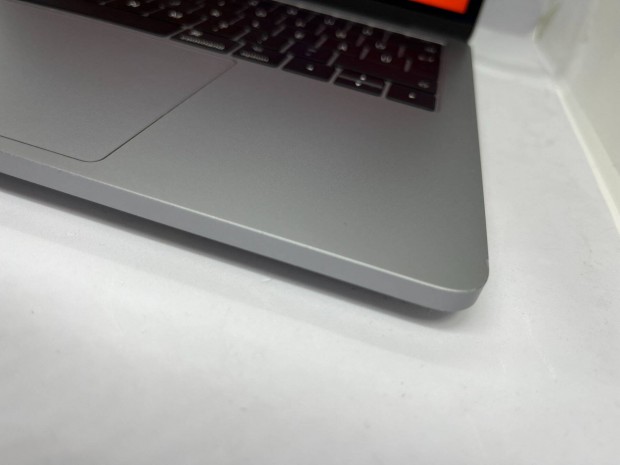 Macbook Pro 13" Retina Mid-2017 i7-2.5Ghz 16GB 500GB garancival,