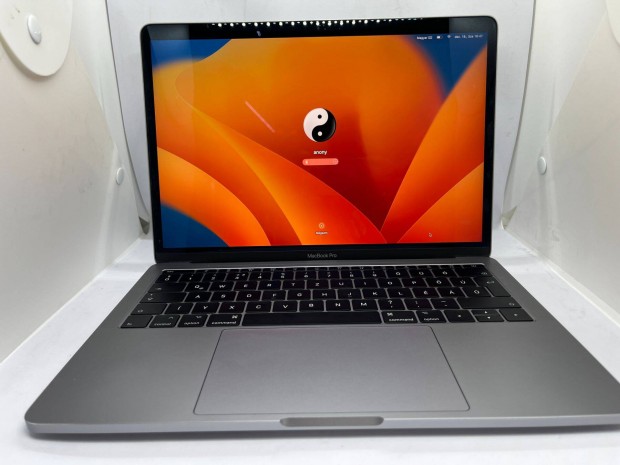 Macbook Pro 13" Retina Mid-2017 i7-2.5Ghz 16GB 500GB garancival,