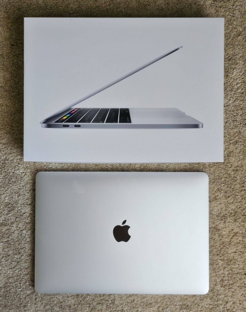 Macbook Pro 13" (A1989) Touchbar, Silver, 8/256 GB