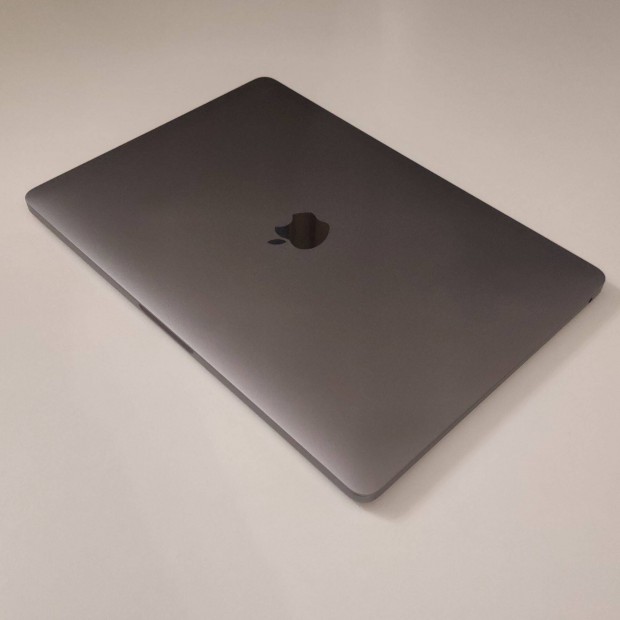 Macbook Pro 13" - 2020, 4 mag i5, 16/512GB, touchbar, garancia