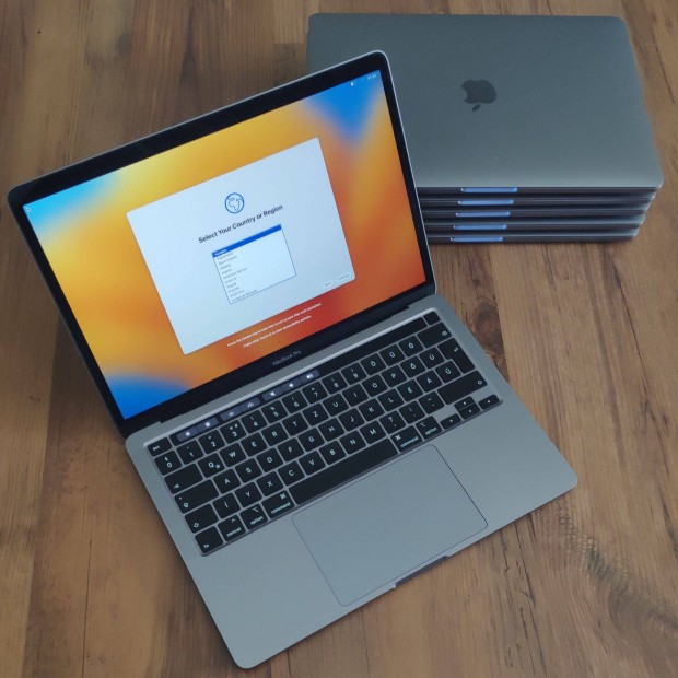 Macbook Pro 13" - 2020, 4 mag i7, 32/512GB, touchbar, garancia, szrk