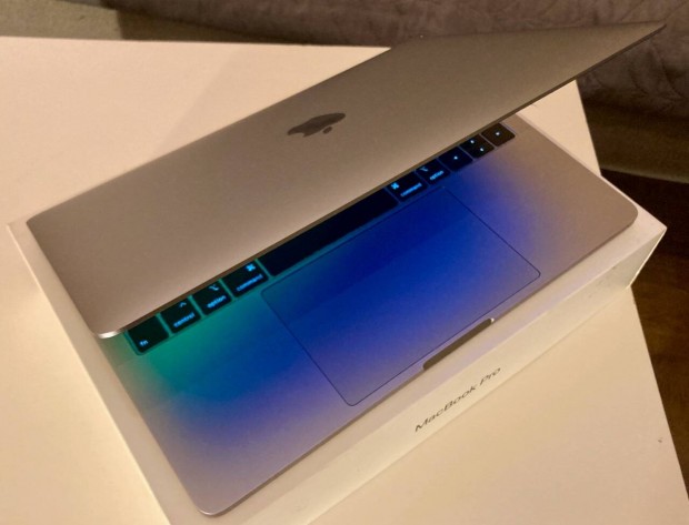 Macbook Pro 13" i5 | 2.3GHz | 512SSD | 100% Akku | 2018 | Touch