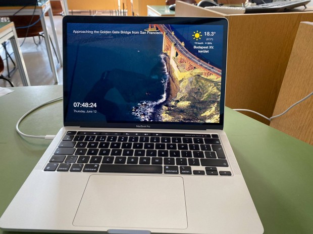 Macbook Pro 13-inch, M2, 2022