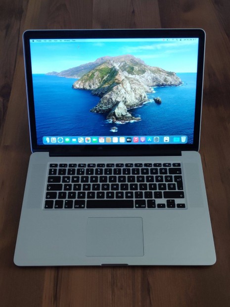 Macbook Pro 15" - 2016 gyrts, 4 mag i7, 16/256GB, garancia