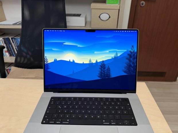 Macbook Pro 16" 32 GB RAM (2TB SSD)