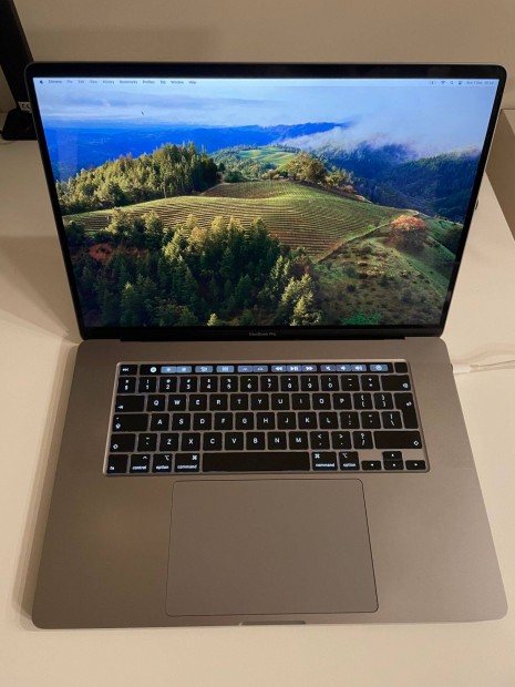 Macbook Pro 16" - 2019, i7, 16GB, 512GB, touchbar