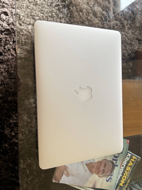 Macbook Pro 2014 i5 8/256gb