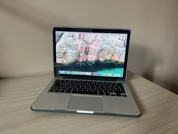 Macbook Pro 2015 2K Retina i5 2.7 Ghz 8 GB 512 GB Nvme SSD Trhely