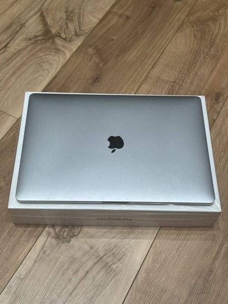 Macbook Pro 2018 15" 256/16