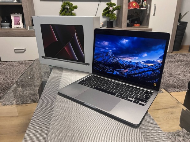 Macbook Pro 2020 Touchbar ID i5 10 Gen 4 Mag 8 Szl 16 GB 512 SSD 
