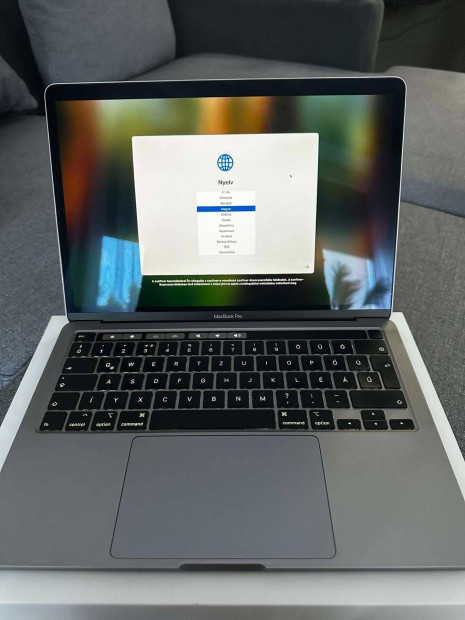 Macbook Pro 2020 i5, 8gb/256gb !Megkmlt llapotban!