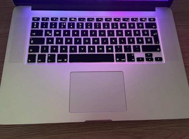 Macbook Pro (Retina kijelzs, 15 hvelykes, 2015 kzepe)