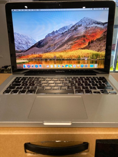 Macbook Pro: i5/ 8GB RAM/ 240GB SSD/ 3 h. garancia