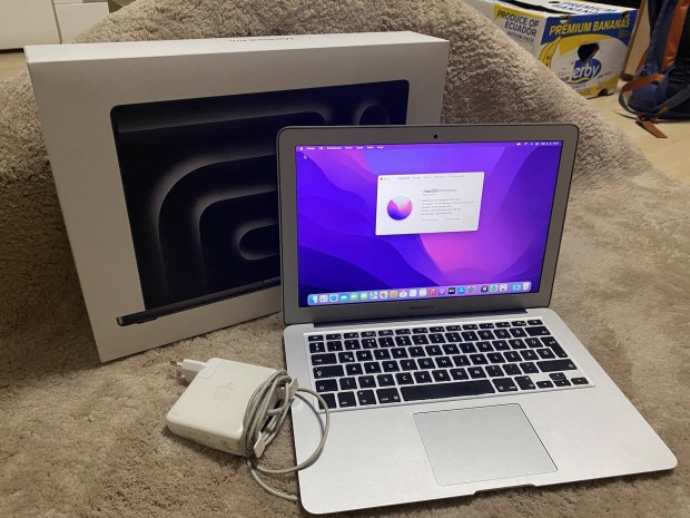 Macbook air 13 inc , laptop elad 