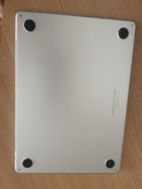 Macbook air m2 2022