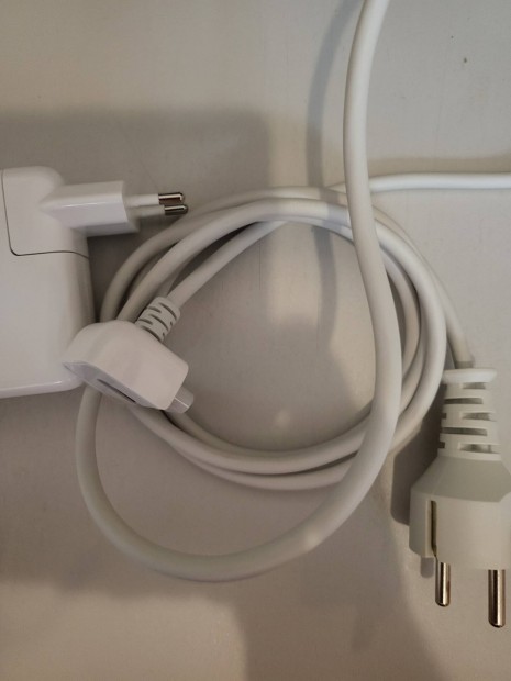 Macbook pro tlt.60w magsafe power adapter kbelokkal