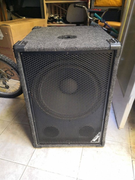 Mach By Martin 15"-os szublda mlynyom 300Watt