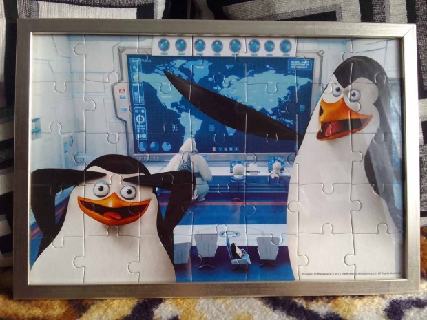 Madagaszkr Pingvinjei Puzzle Kp 35 cm x 24 cm