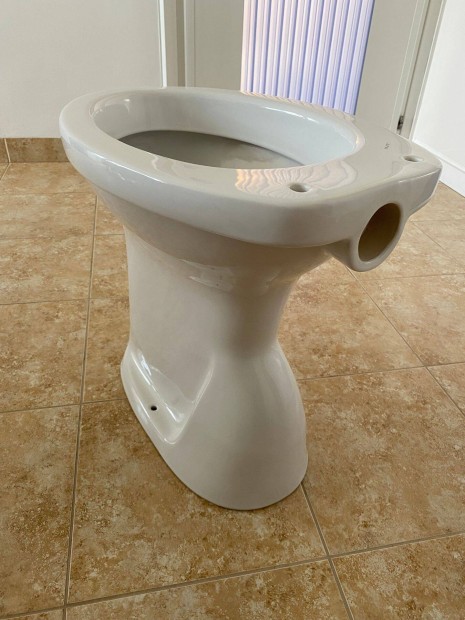 Magastott WC cssze