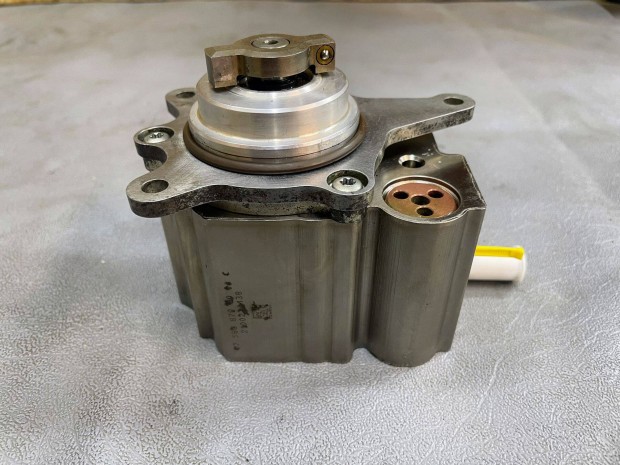 Magasnyom�s� fel�j�tott pumpa 1.6/156LE Thp-hoz elad�