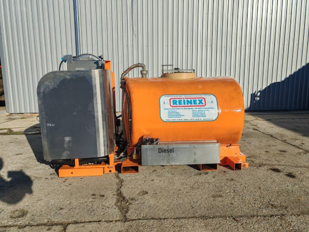 Magasnyoms mos diesel melegvizes 1000l hidraulikus multicar ladog