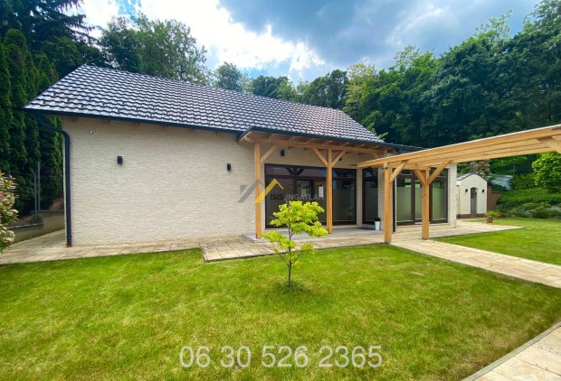 Mag�val Ragad� Hangulat, Min�s�g, Elegancia, Luxus