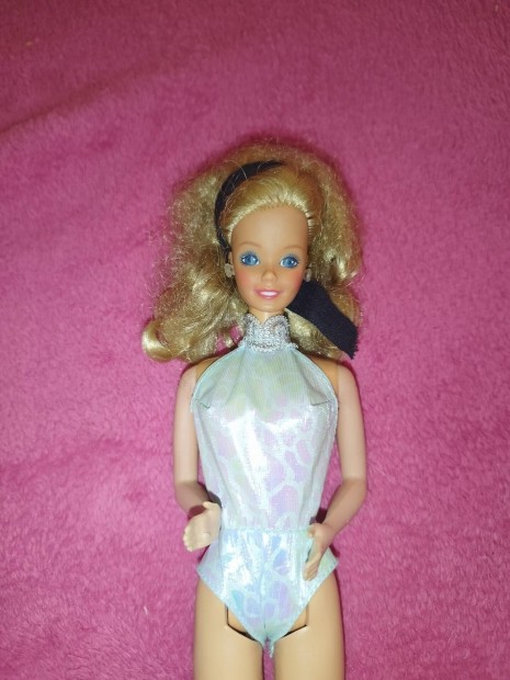 Magic Moves Barbie 1985