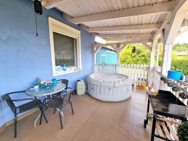 Magl�di 126 nm-es h�z elad�