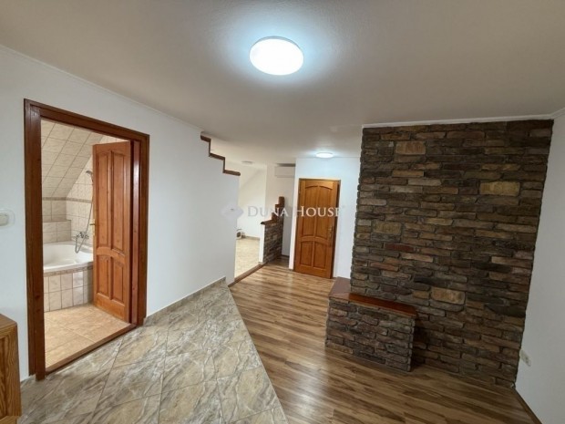 Magl�di 183 nm-es h�z elad�