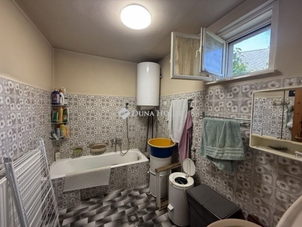 Magl�di 183 nm-es h�z elad�