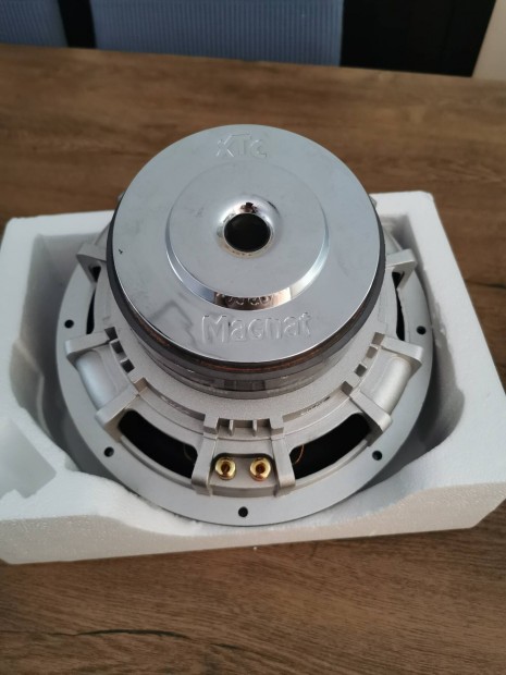 Magnat Xtc 1000 autó hifi Subwoofer mélynyomó Brutális
