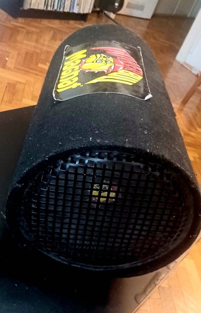 Magnat autós subwoofer, mélyláda