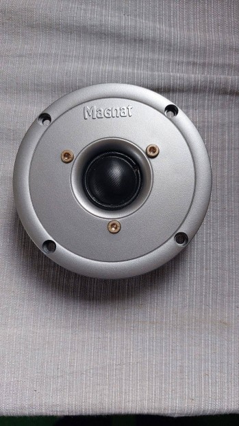 Magnat magassugrz 4 Ohm