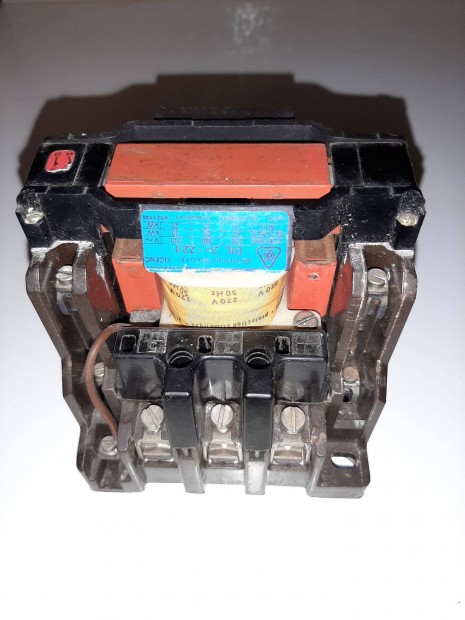 Dil 6 22 Magneskapcsolo () Dil 6 22 Magneskapcsolo