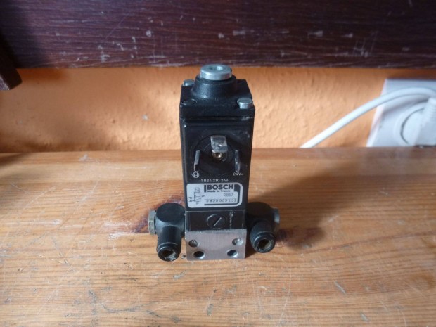 Mágnesszelep pneumatikus 3/2 Bosch ( 5692)