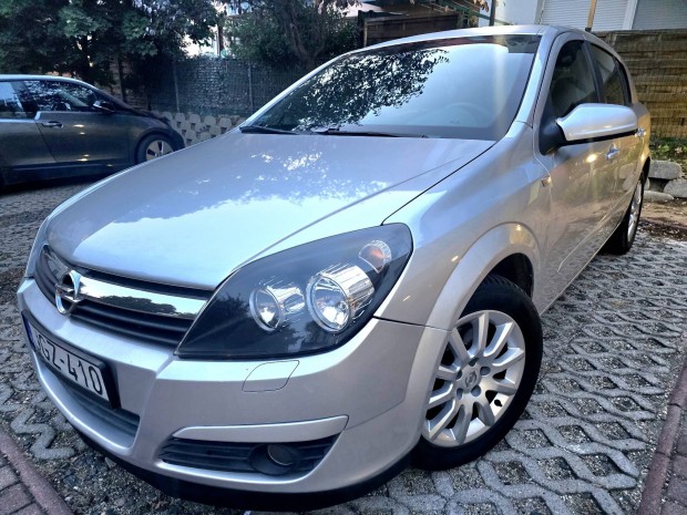 Magyar Opel H Astra 1.7 Cdti 5 Ajtós Elegance