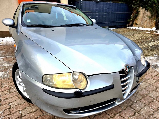 Magyar! 189.000Km �j vez�rl�ssel Alfa 147 1.6i eco! 2 �v M�szakival!