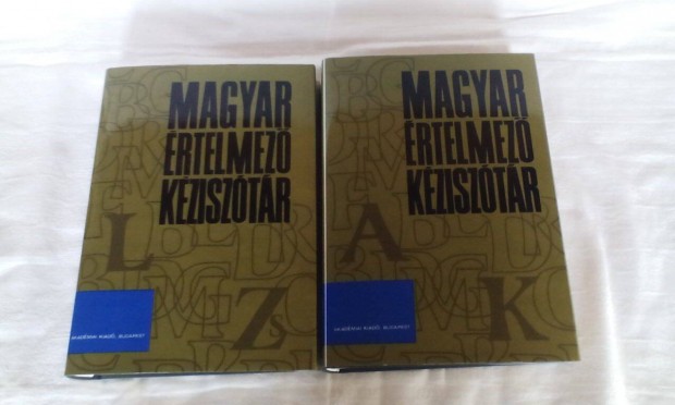 Magyar értelmező kéziszótár I-II. kötet