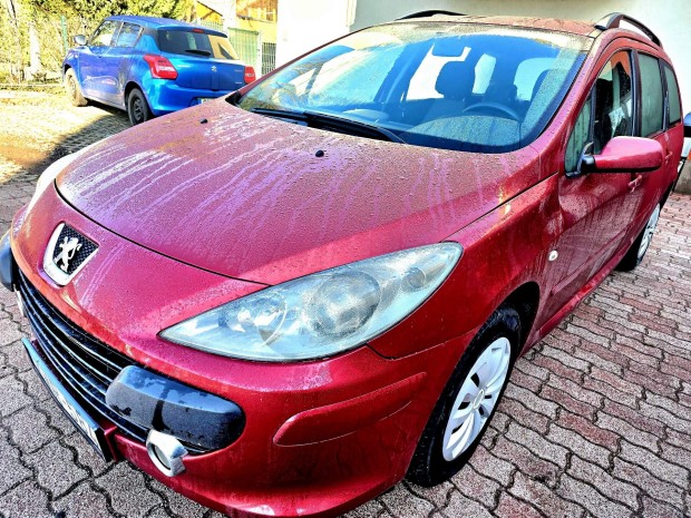 Magyarorsz�gi Peugeot 1.6 SW �lomsz�p Leszervizelt