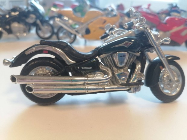 Maisto Kawasaki Vulcan 1:18 Motor modell