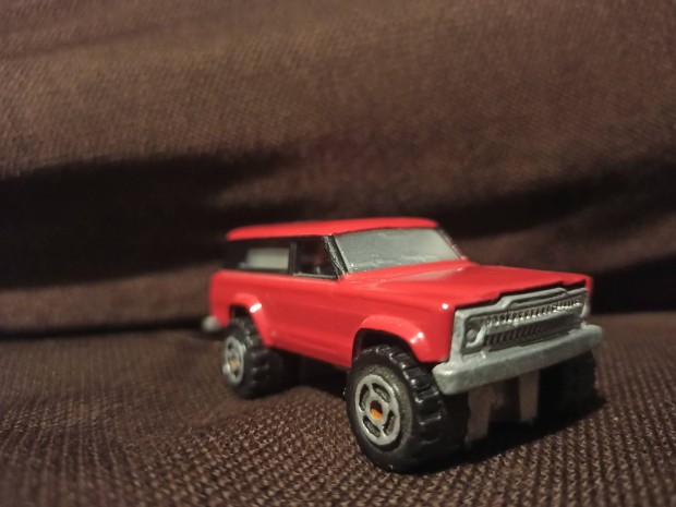 Majorette Jeep Cherokee 4x4