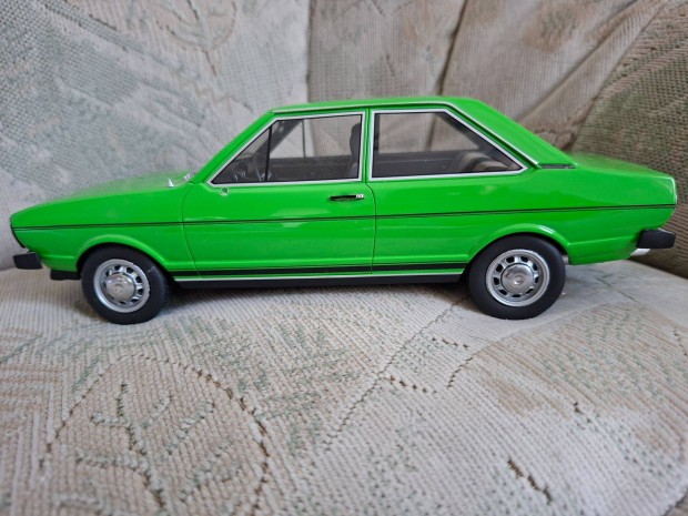Makett Audi 80 GT