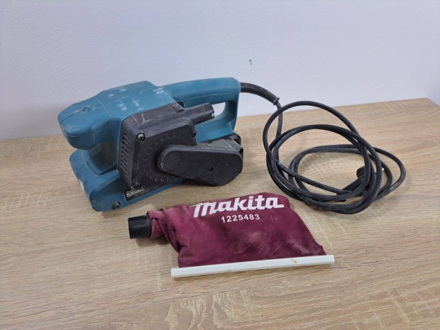 Makita 9911 elektromos szalagcsiszol