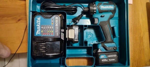 Makita DF032D