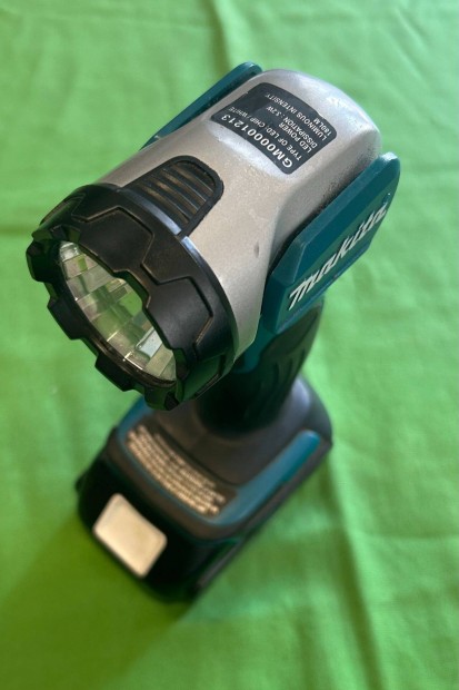Makita DML802 Li-ion akkus LED lámpa akkuval