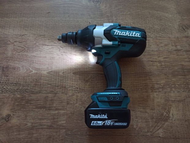 Makita DTW1001Z Akkus tvecsavarbehajt gptest 1050 Nm