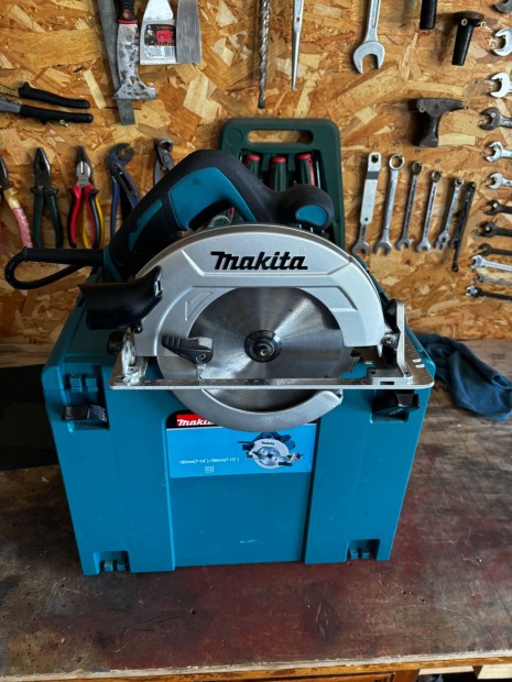 Makita HS7611J krfrsz, j llapotban, paprokkal,Makpac.Fggben!