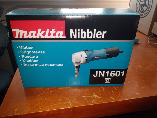 Makita JN1601 folyamatos lyukaszt